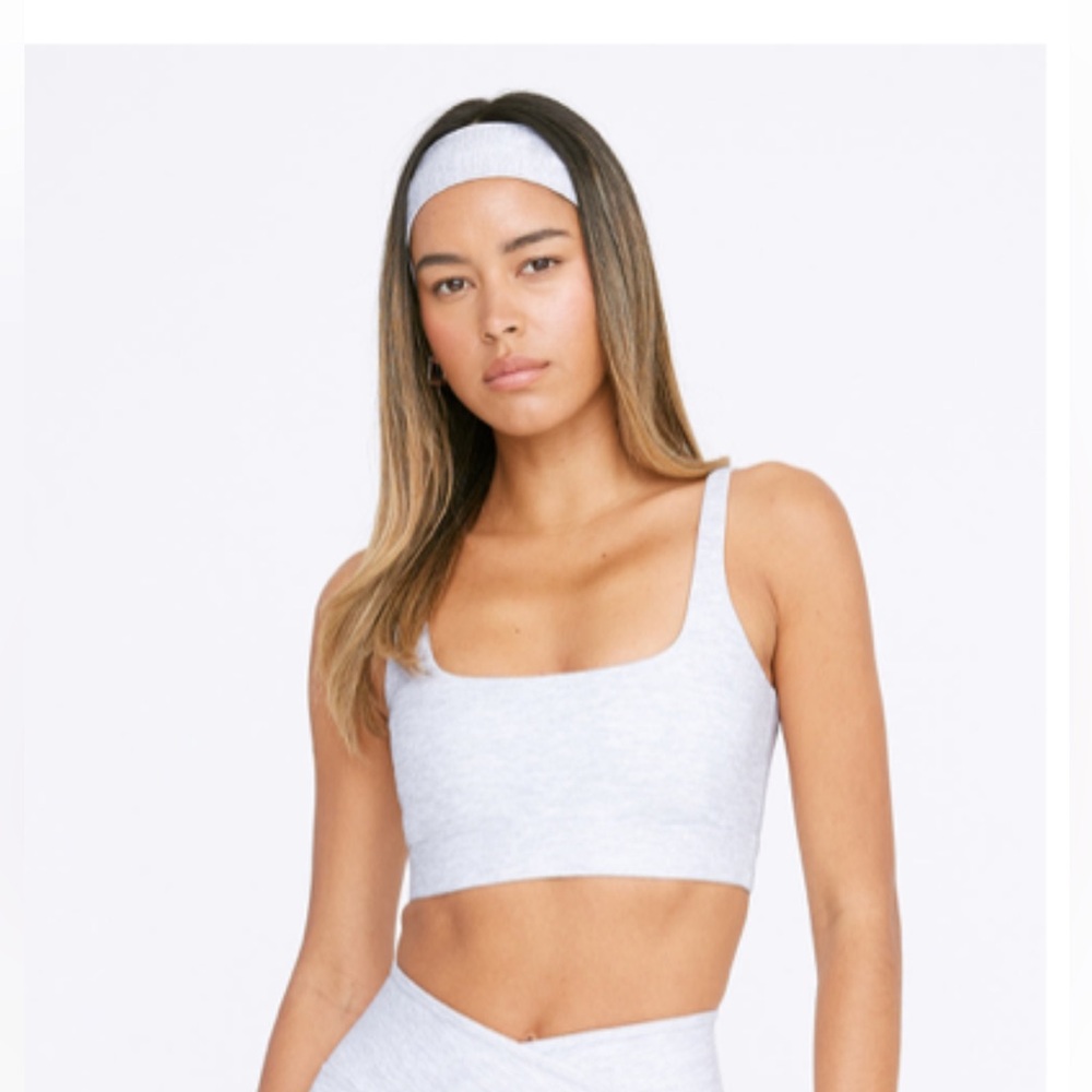 TALA Dayflex Essential Square Neck Sports Bra in shade Grey Marl. Size small!